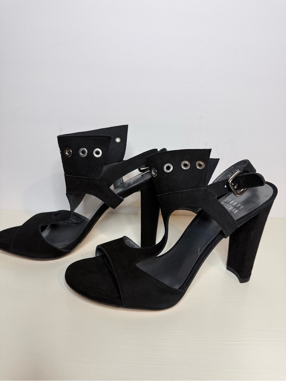 Stuart Weitzman FRENCHCUFF Black Suede Grommet Block Heel Size 7